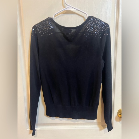 Elle black cardigan long sleeve w/ sequin shoulders. 3/4 sleeve.  Size M - Picture 4 of 4